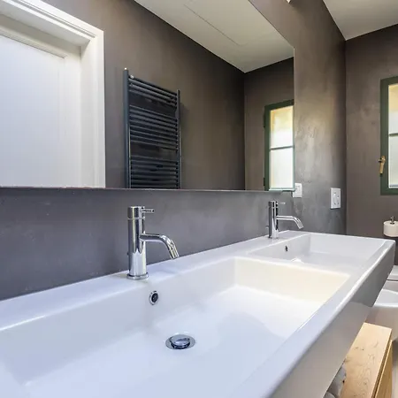 Daire Elegant In The Heart Of Floransa