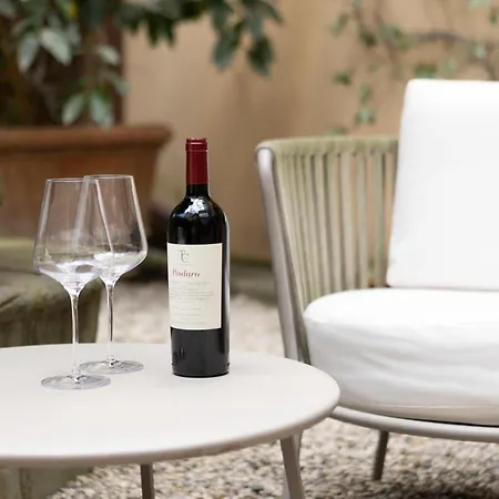Elegant In The Heart Of Daire