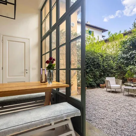 Elegant In The Heart Of Daire